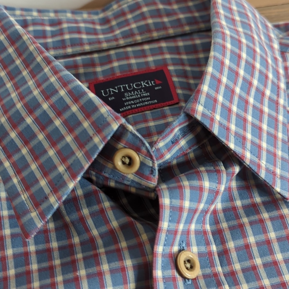 Untuckit Blue Red Check  Wrinkle-Free Long Sleeve Fabiano Shirt Small - Picture 7 of 14